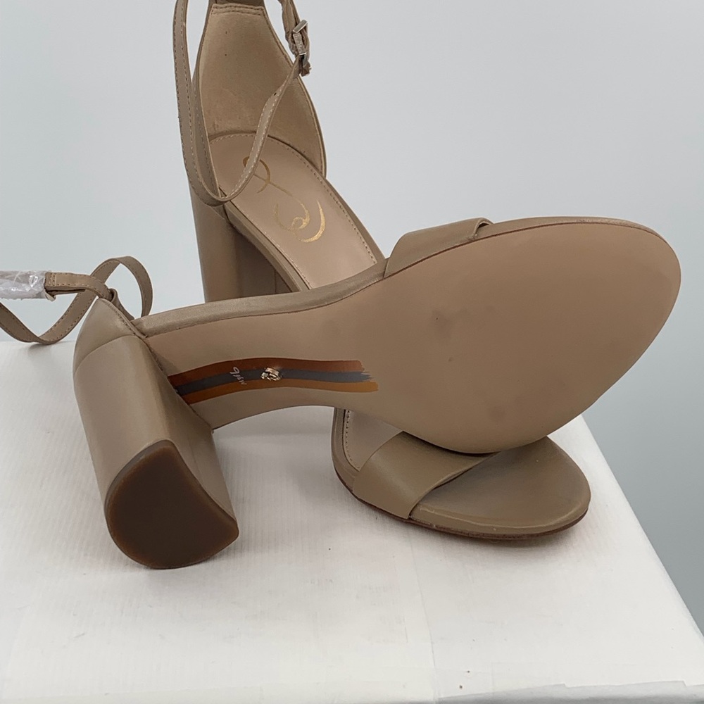 NWT NIB Sam Edelman Yaro Women’s Tan Ankle Strap Block Heels Sandals - Picture 10 of 12